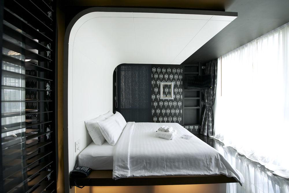 Vacio Suite Banguecoque Exterior foto