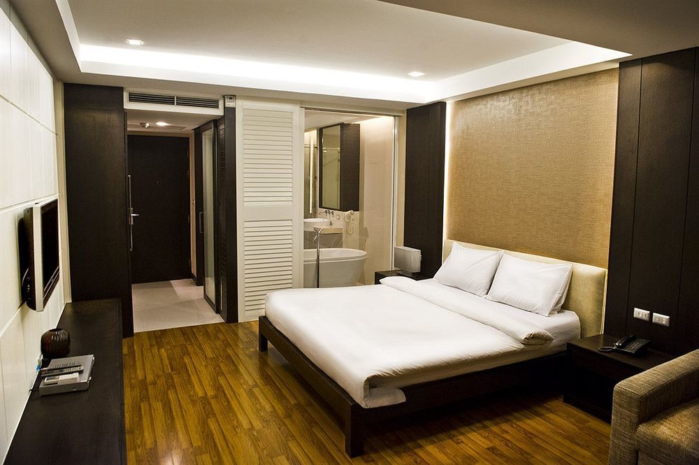 Vacio Suite Banguecoque Exterior foto